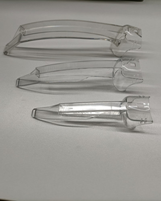 Carte SD 32 gigaoctets de laryngoscope d'anesthésie visuelle tenue dans la main d'Endoscope